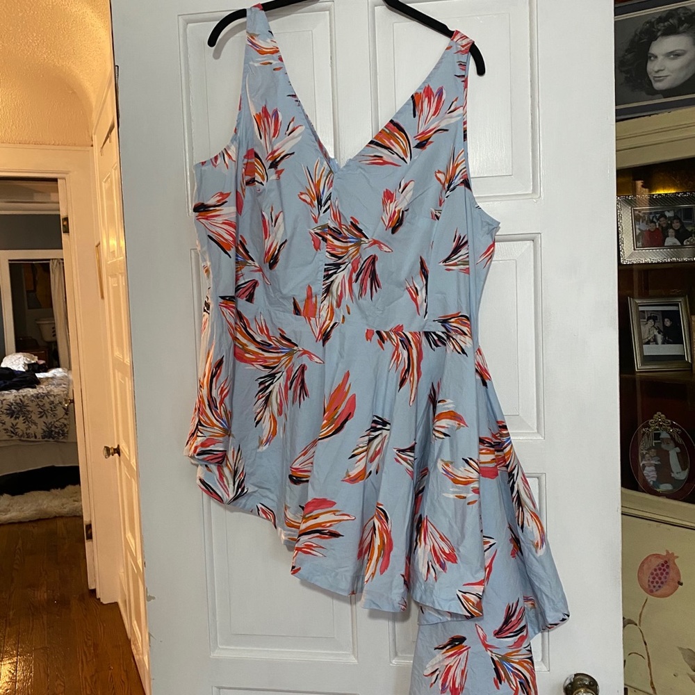 Asymmetrical Ladies Size 20 Top